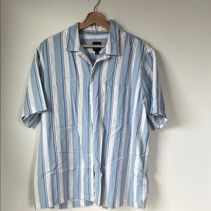 GAP Men's Short-Sleeve Button-Down Stripe Shirt - Light Blue & White